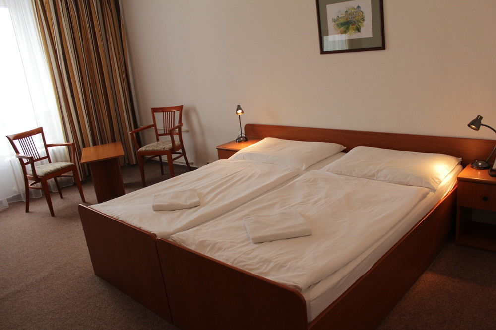 Spa Hotel Devin Marianske Lazne Bagian luar foto
